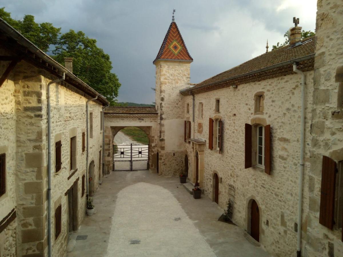 مبيت وإفطار Ourches Domaine Des Chabriers المظهر الخارجي الصورة