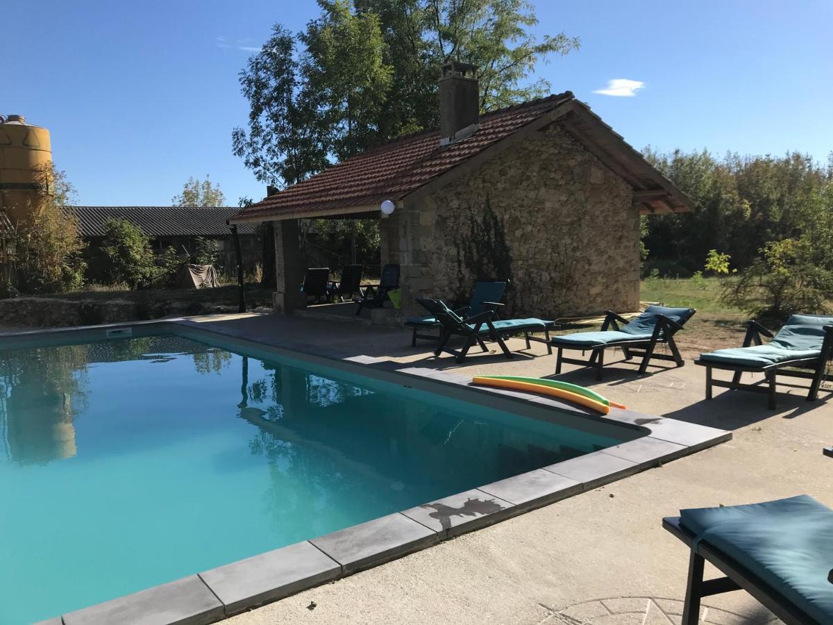 مبيت وإفطار Ourches Domaine Des Chabriers المظهر الخارجي الصورة