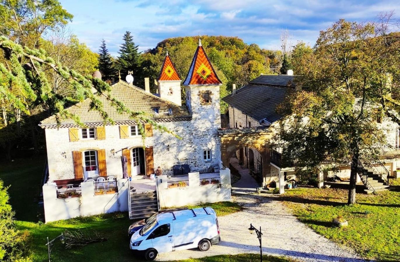 مبيت وإفطار Ourches Domaine Des Chabriers المظهر الخارجي الصورة